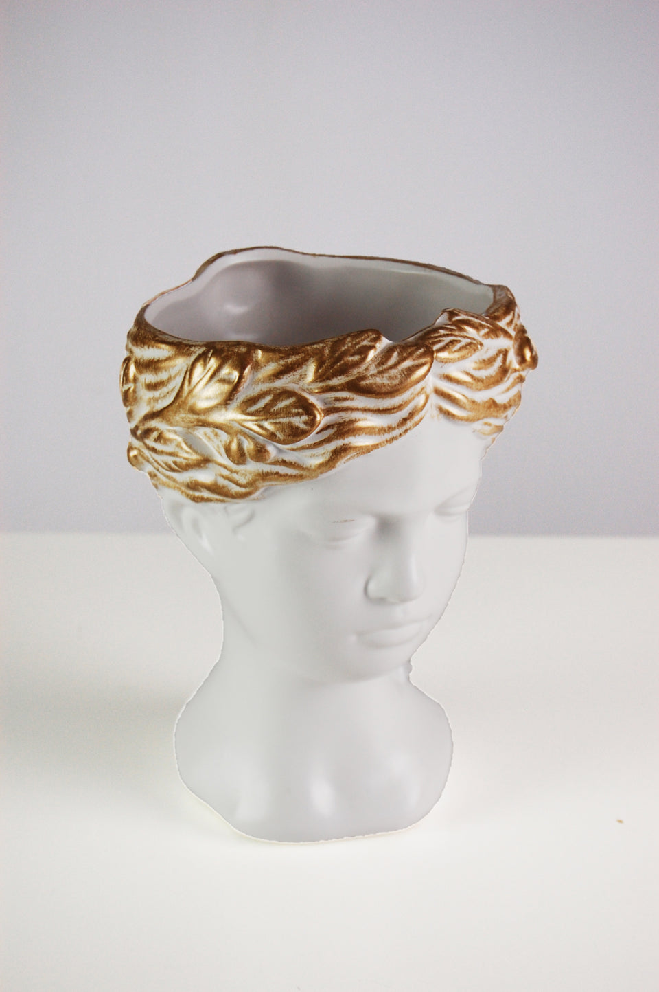 Portuguese Head Planter