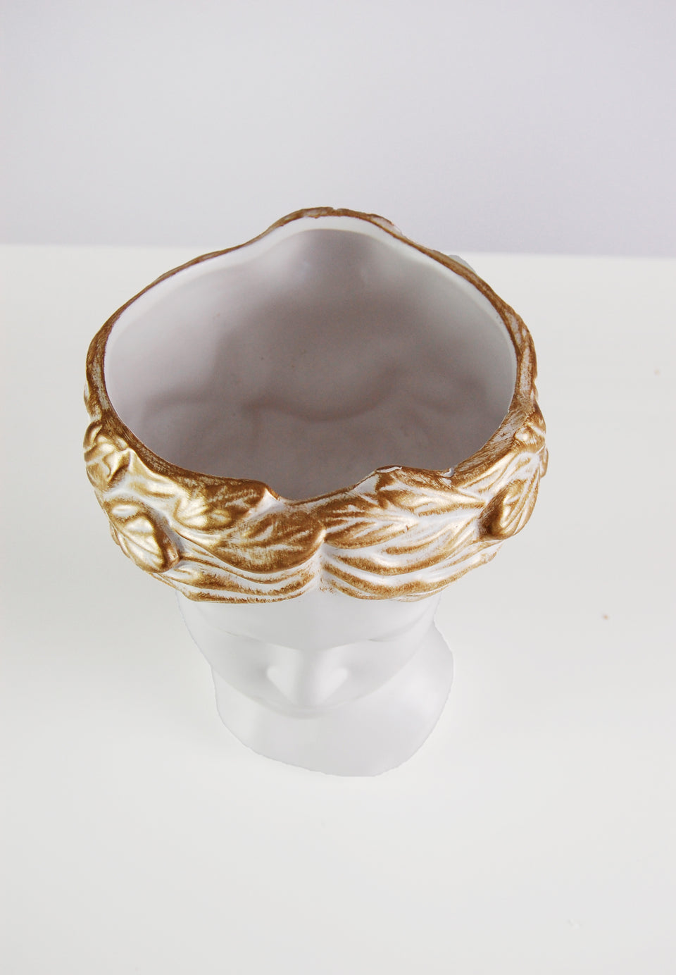 Portuguese Head Planter
